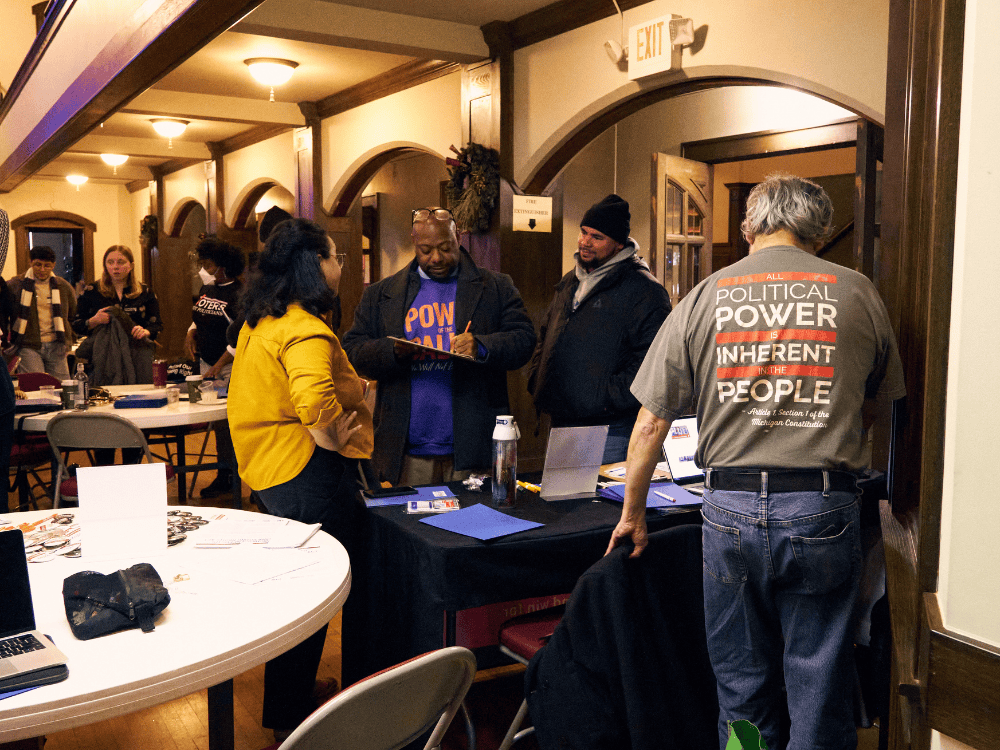 Lobby Day Table